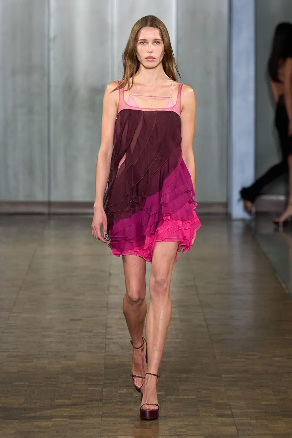 00006-nensi-dojaka-spring-2025-ready-to-wear-credit-gorunway.jpg