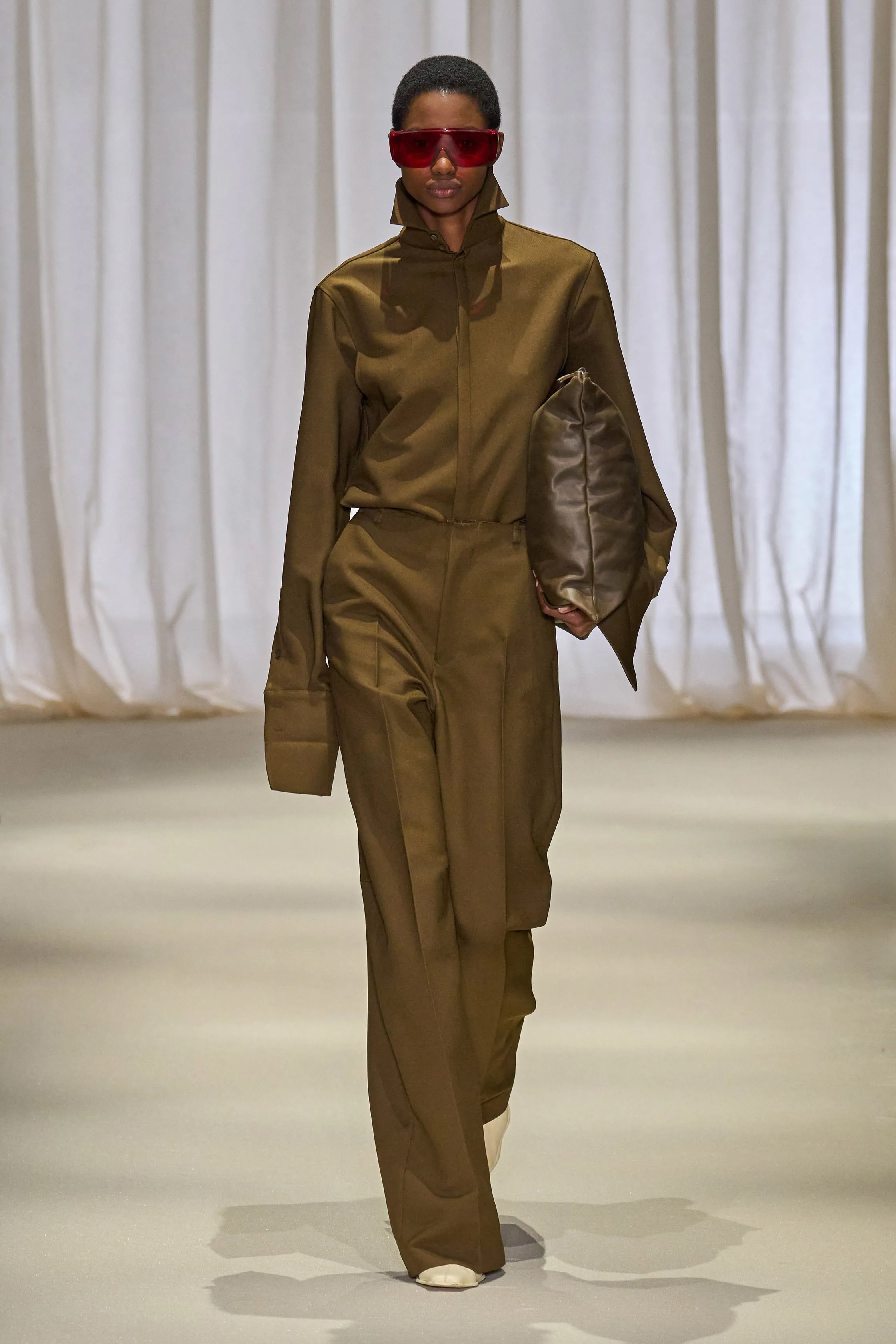 00008-mm6-maison-margiela-fall-2024-ready-to-wear-credit-gorunway copy.jpg