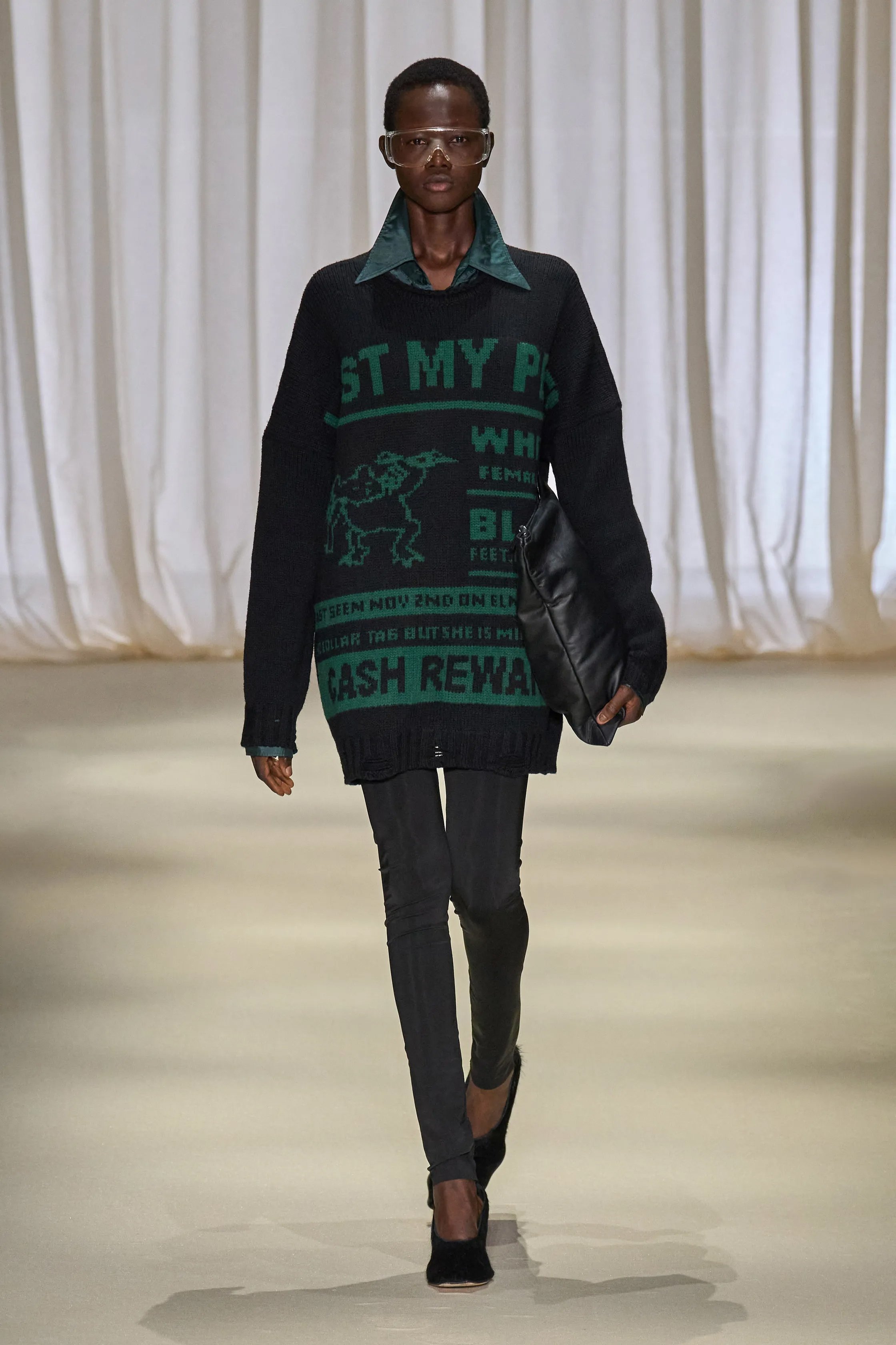 00020-mm6-maison-margiela-fall-2024-ready-to-wear-credit-gorunway copy.jpg