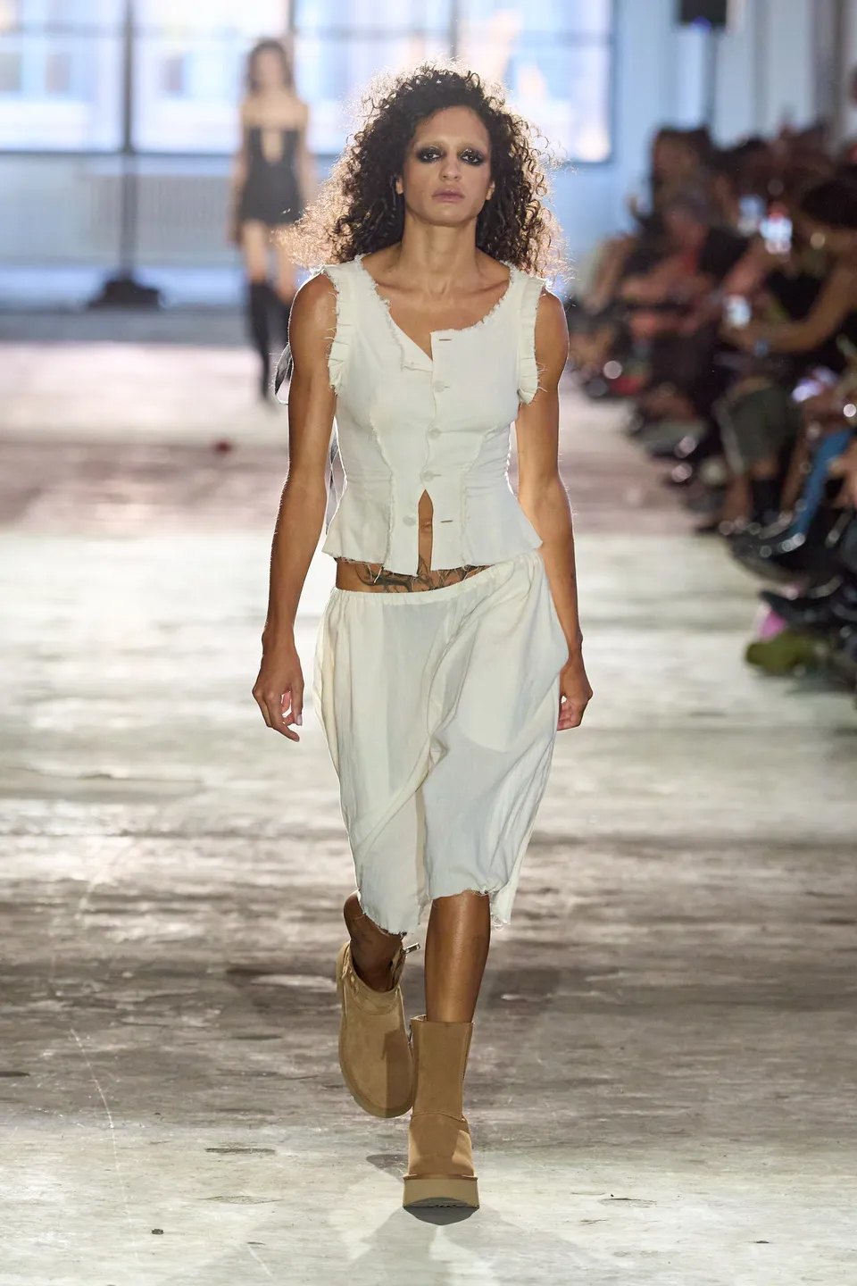 00021-elena-velez-spring-2025-ready-to-wear-credit-gorunway copy.jpg