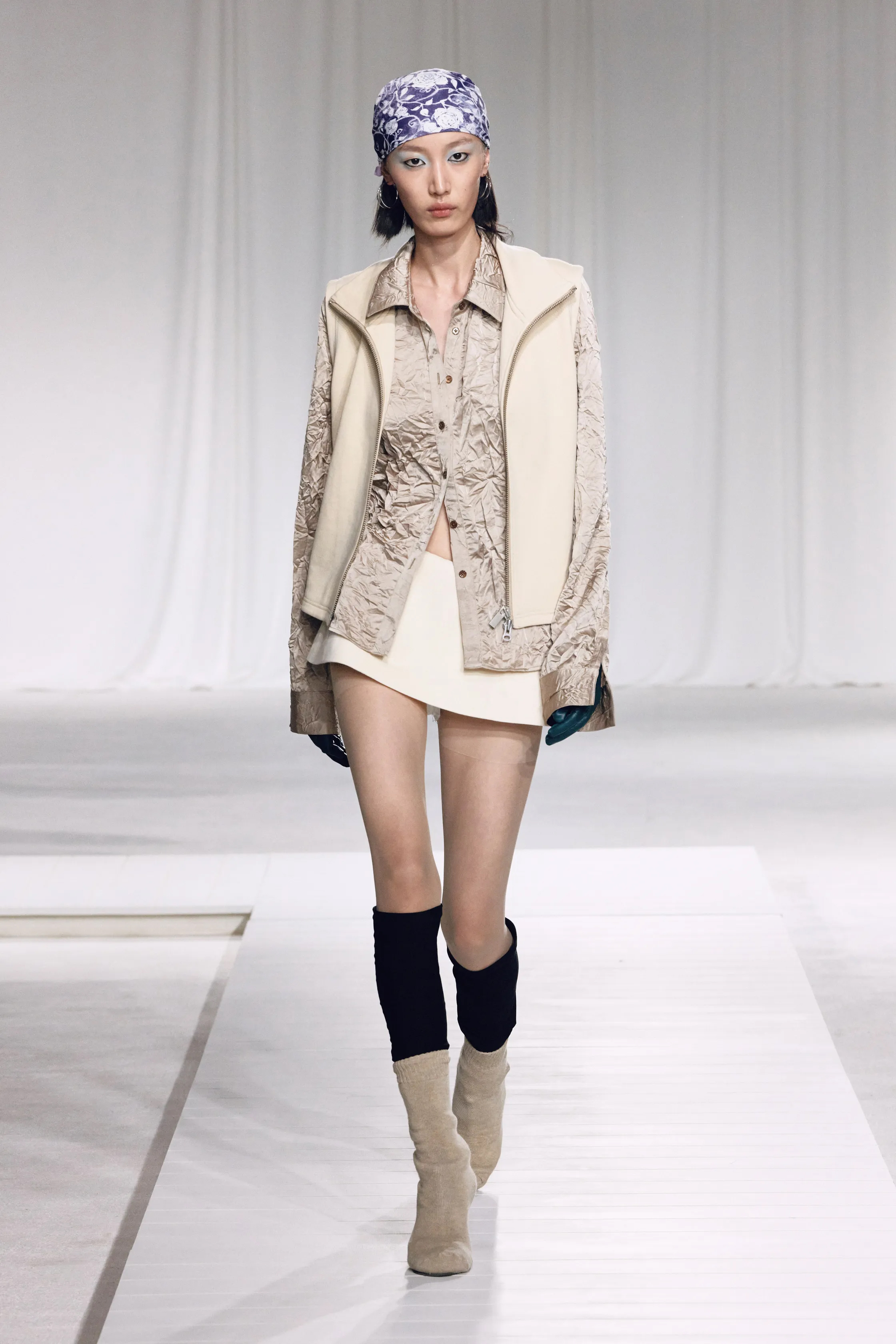 00023-cplus-series-spring-2025-ready-to-wear-shanghai-credit-brand copy.jpg