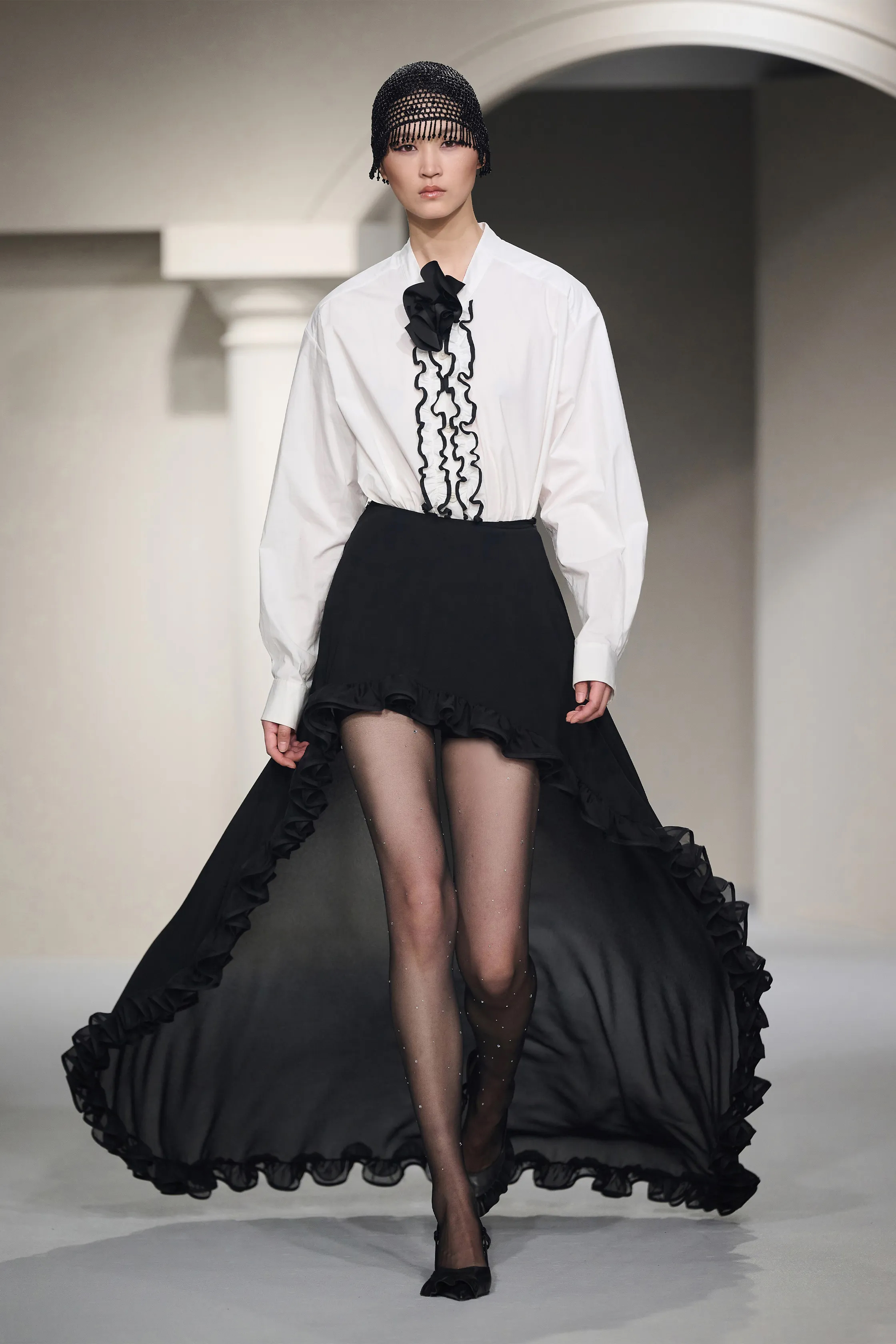 00023-yirantian-spring-2025-ready-to-wear-shanghai-credit-brand copy.jpg