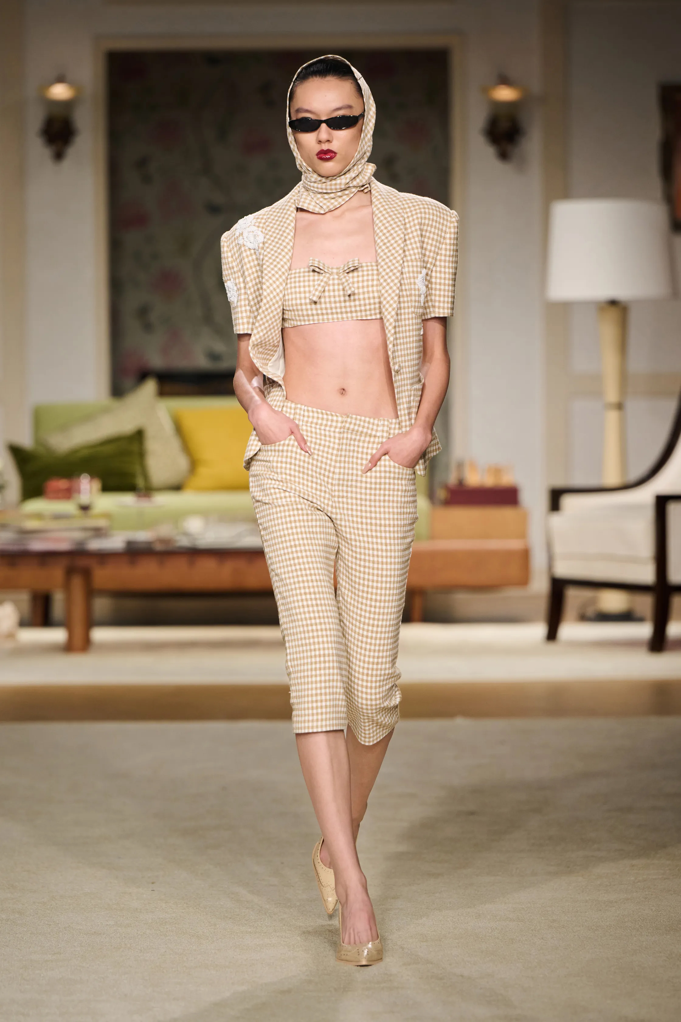 00025-mark-gong-spring-2025-ready-to-wear-shanghai-credit-brand copy.jpg