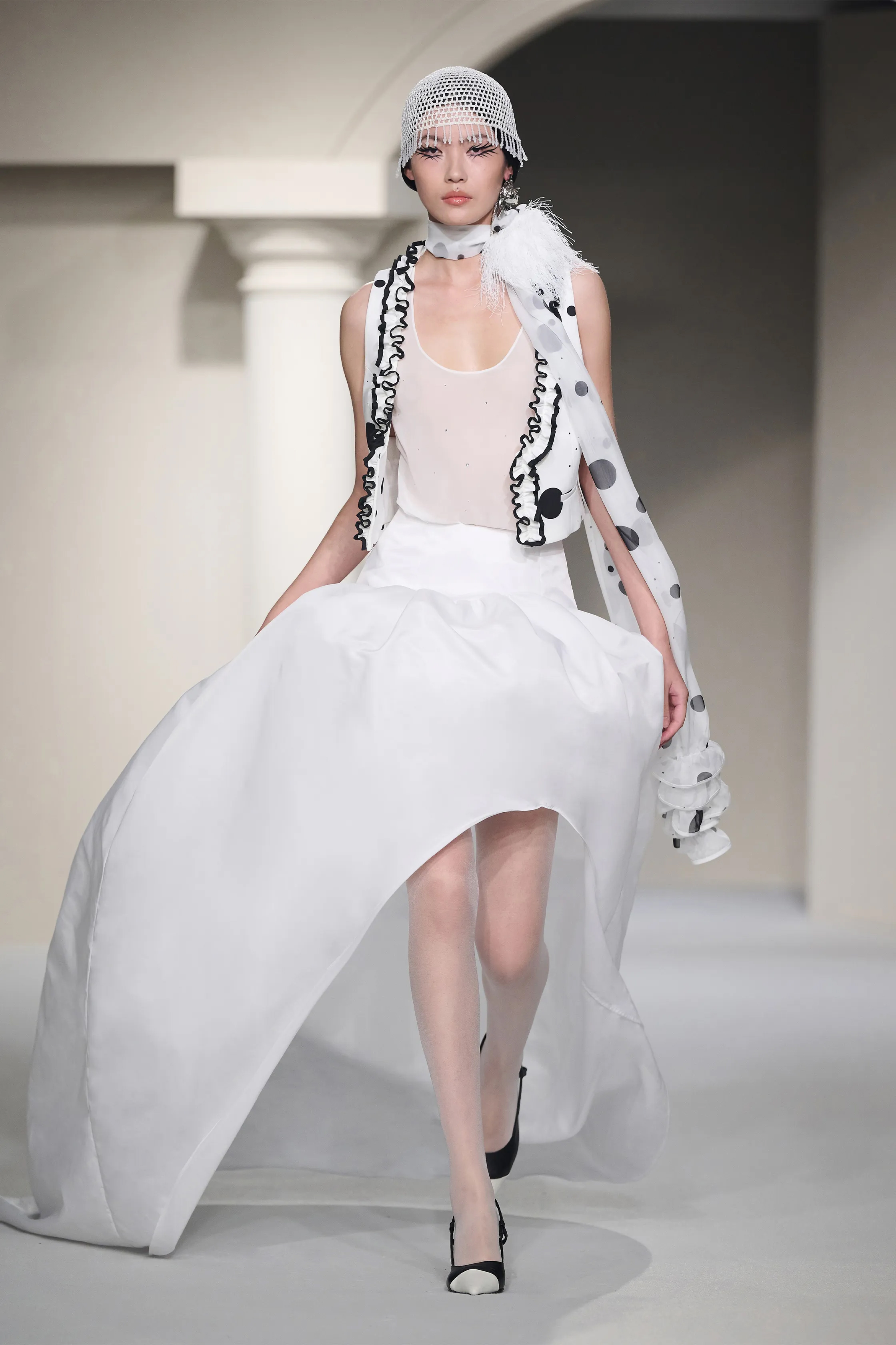 00025-yirantian-spring-2025-ready-to-wear-shanghai-credit-brand copy.jpg