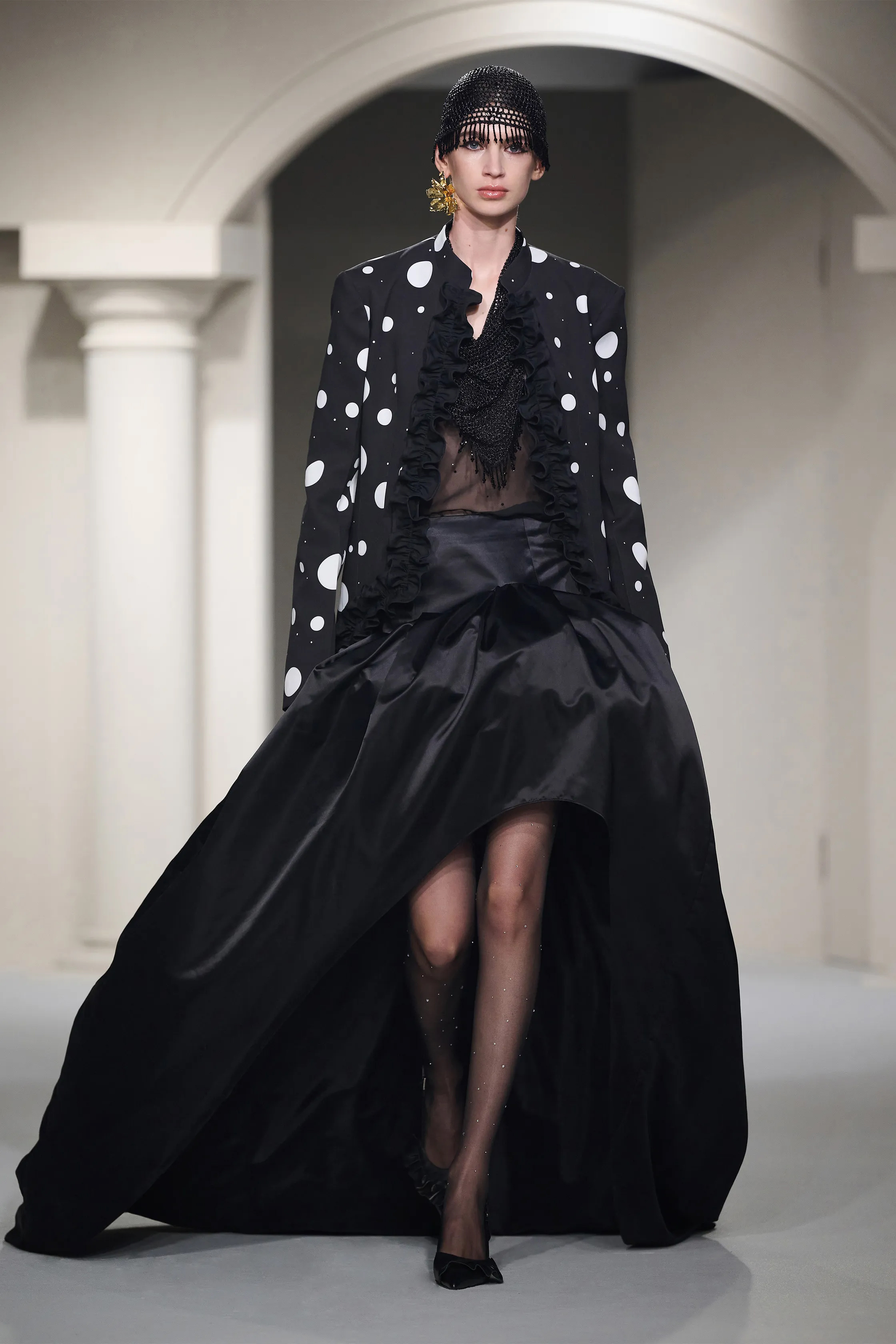 00034-yirantian-spring-2025-ready-to-wear-shanghai-credit-brand copy.jpg