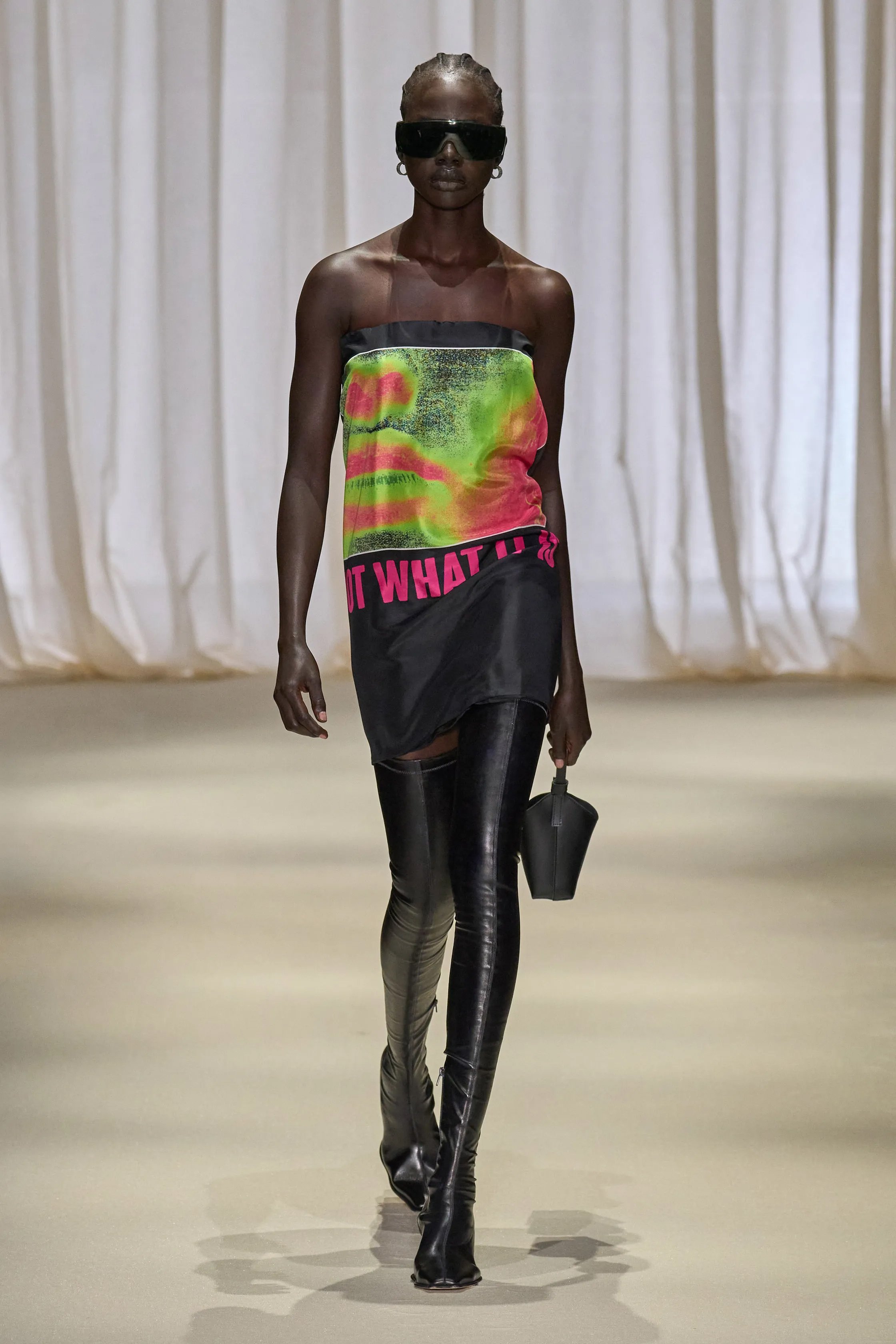 00036-mm6-maison-margiela-fall-2024-ready-to-wear-credit-gorunway copy.jpg