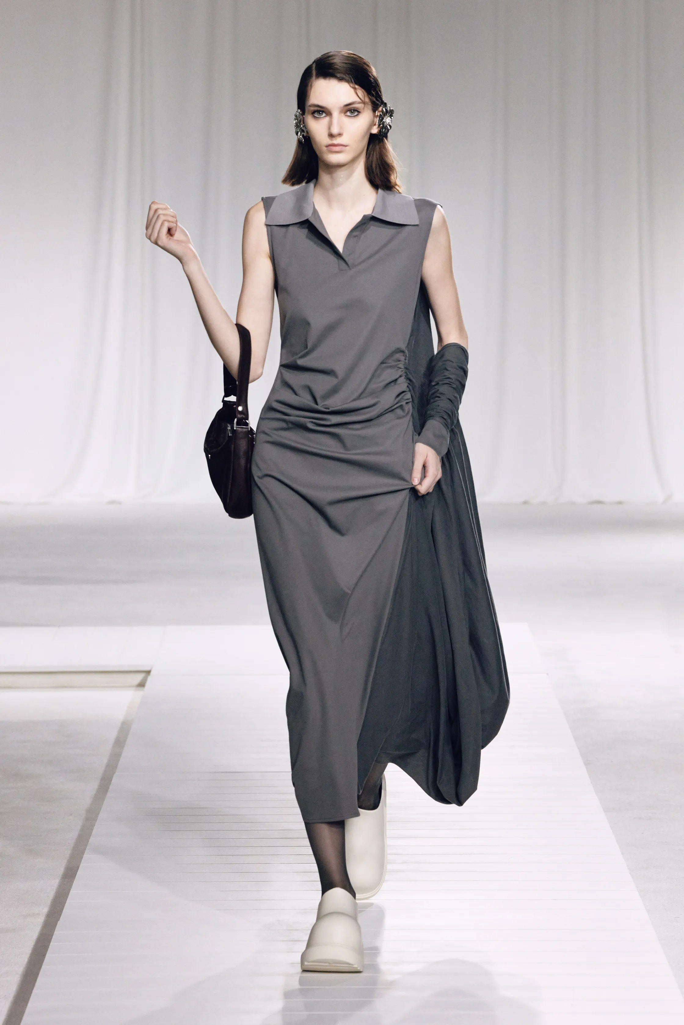 00039-cplus-series-spring-2025-ready-to-wear-shanghai-credit-brand copy.jpg