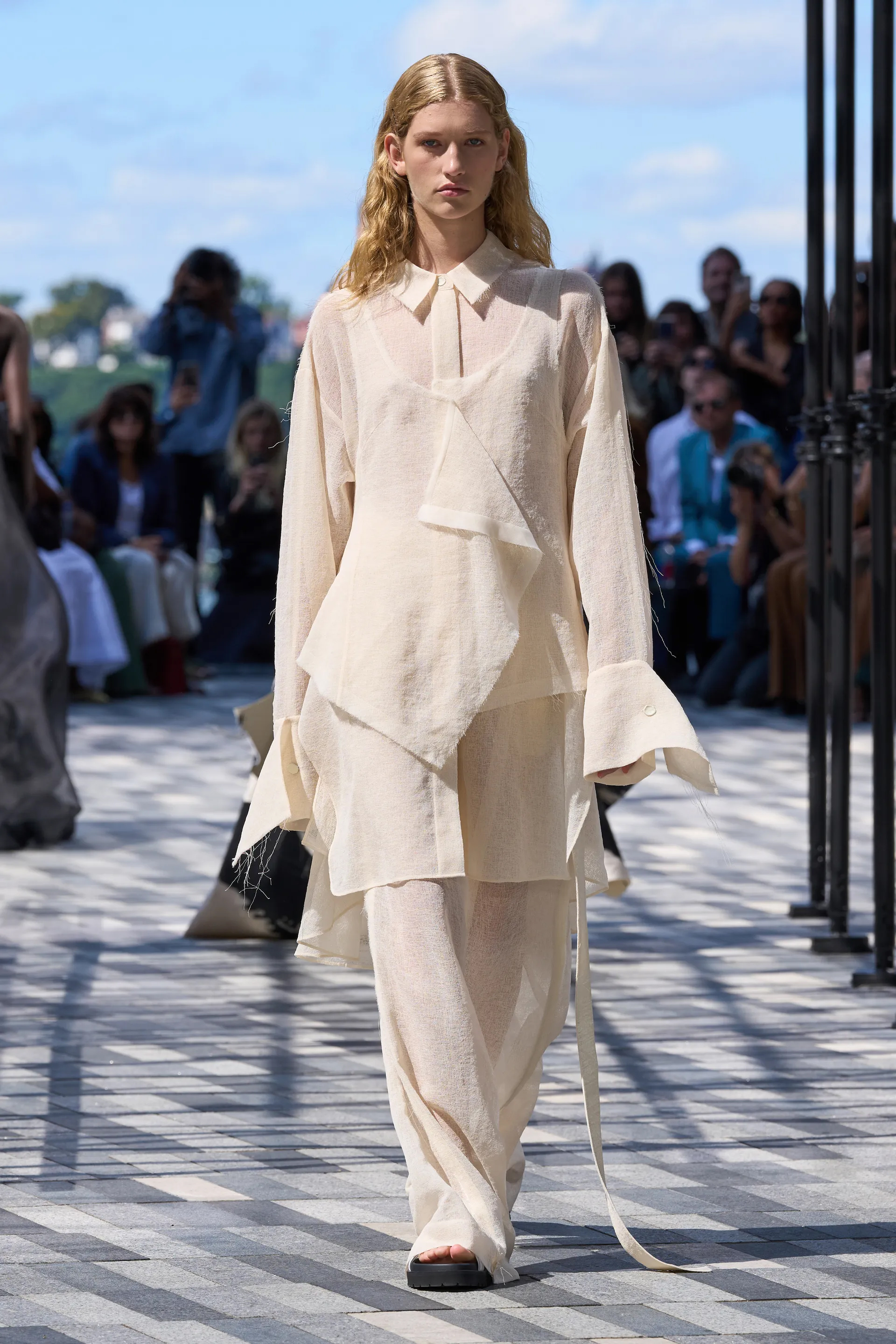 00040-jason-wu-spring-2025-ready-to-wear-credit-gorunway copy.jpg