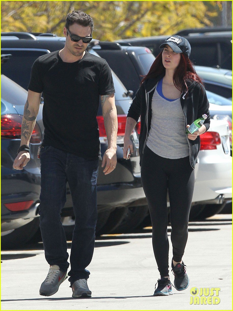 megan-fox-brian-austin-green-sunday-lunch-lovebirds-03.jpg