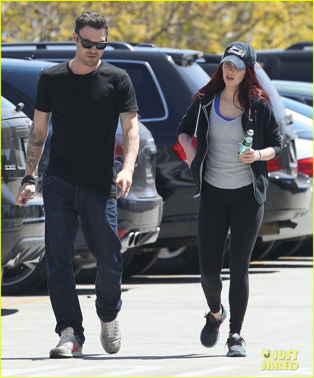 megan-fox-brian-austin-green-sunday-lunch-lovebirds-11.jpg