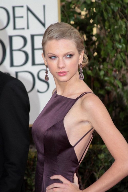 Taylor+Swift+Donna+Karan+Atelier+Golden+Globes+2013+2.jpg