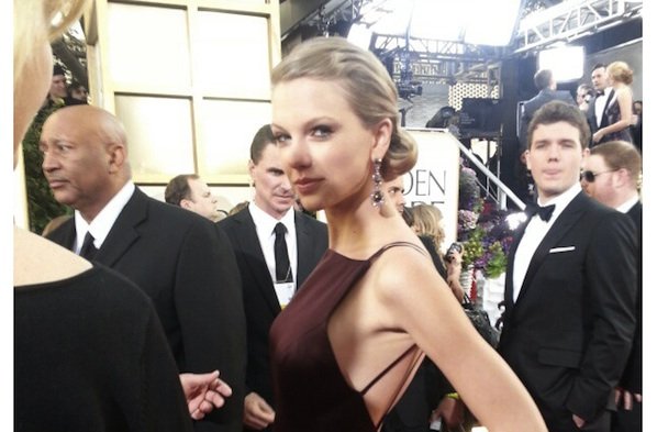 taylor-swift-golden-globes.jpg